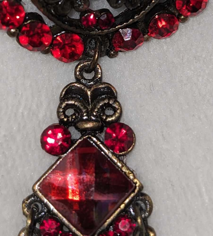 ❤️ Vintage Look Red Rhinestones Pin Brooch New Gift - Picture 5 of 6